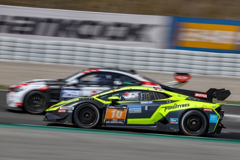 1 SPX Leipert Motorsport