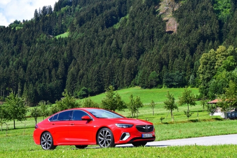 Autos Insignia Zillertal1