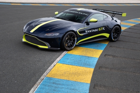 Vantage GT4 1