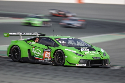 Pole-position 24H Dubai op zijn verjaardag voor Mirko Bortolotti met GRT Grasser Racing Team-Lamborghini