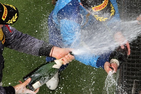 champagne-douche