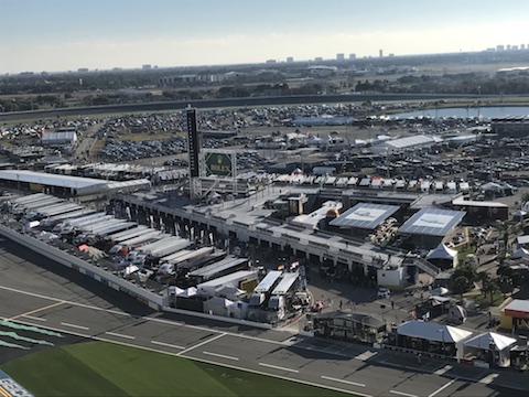 Groeten Daytona infield