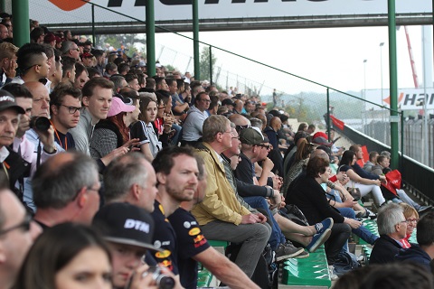 2019 Tribunes 2