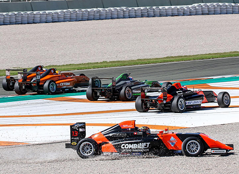 race 3 crash dufek