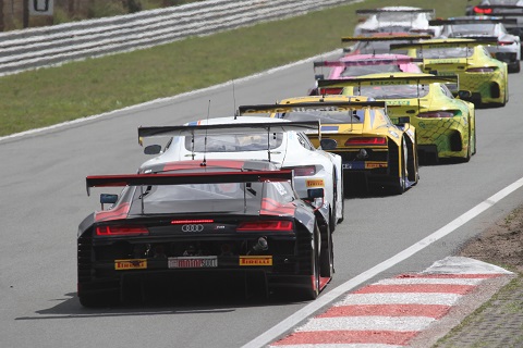2020 Vol ADAC GT Masters Veld