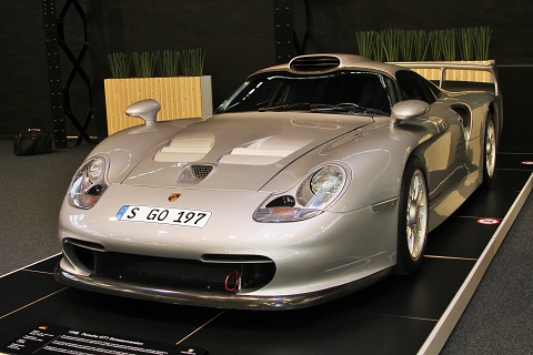 2021 Porsche GT1