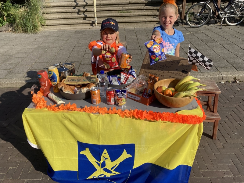 jonge-verkoopsters