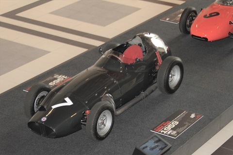 2022 BRM P25 boven
