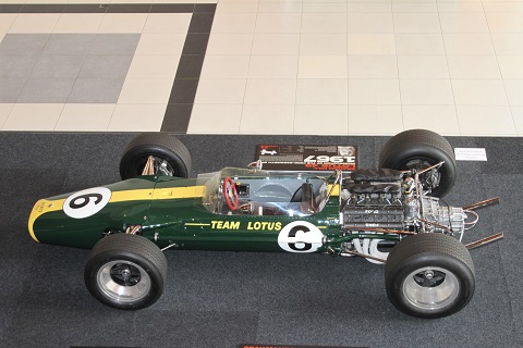 2022 Lotus 49 Boven