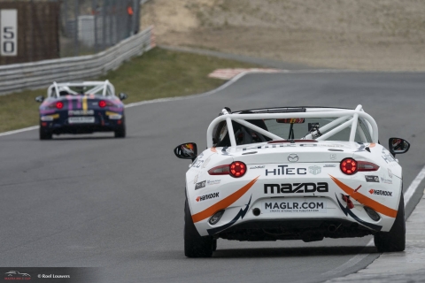 mazda-achter