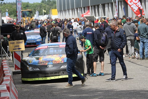 2022 Paddock drukte