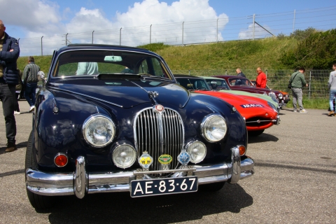 E22 HZT 214