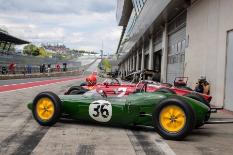 Senten-Images RBR22-1532-2