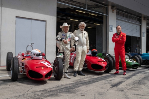 Senten-Images RBR22-1543-2