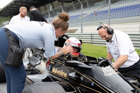 Senten-Images RBR22-1593-2