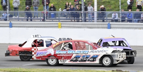 02-2litr Saloon Stockcar