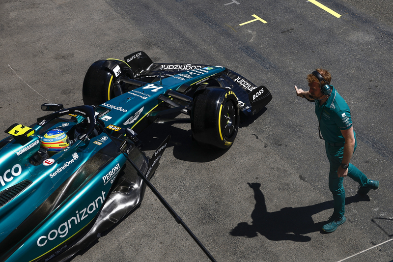 Fernando Alonso, Aston Martin AMR23, leaves the garage