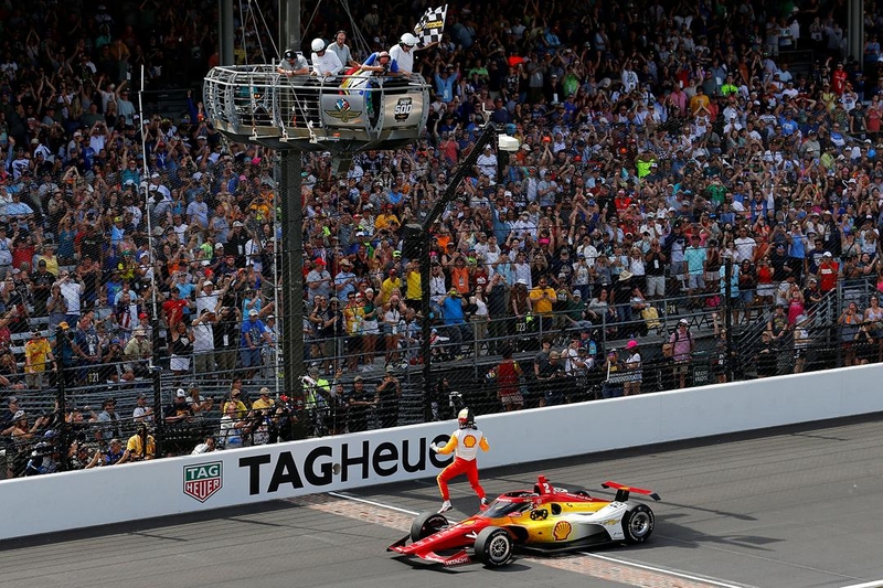 2023 Newgarden stands