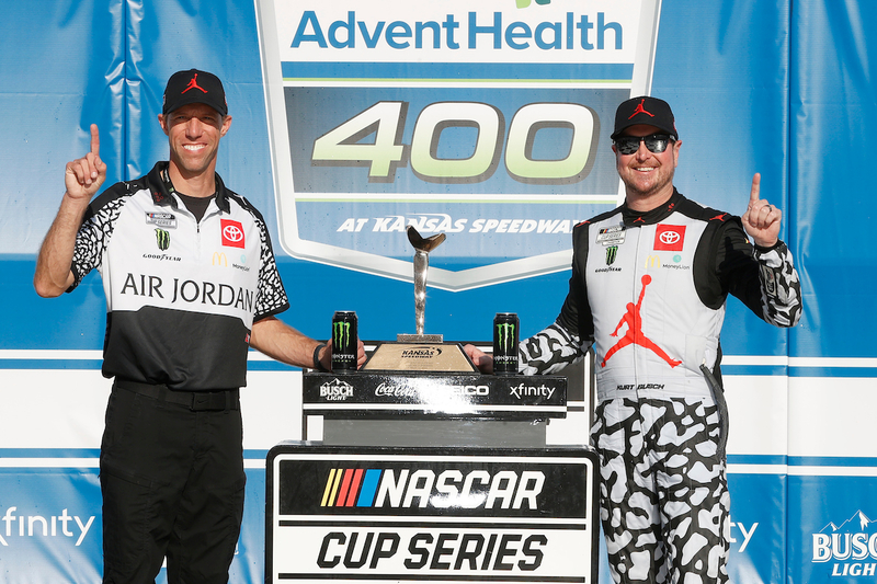 #45: Kurt Busch, 23XI Racing, Jordan Brand Toyota Camry