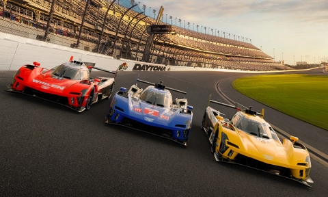 230112 IMSA Cadillac car to car