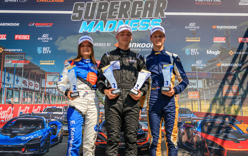 podium 3