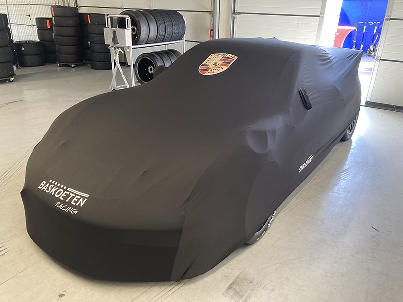 14 porsche klaar