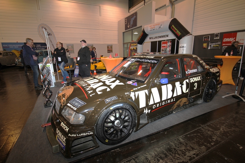 241129 DTM AMG Mercedes Jorg van Ommen stand Thomas Simon Duisburg