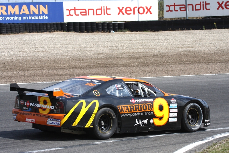2014 Eric Helary 2011