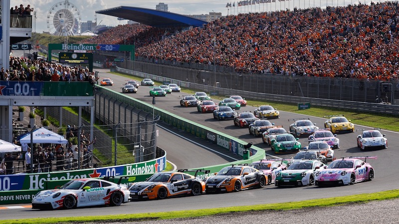 Start, Porsche 911 GT3 Cup, Morris Schuring (NL), Fach Auto Tech (#4), Loek Hartog (NL), Team GP Elite (#24), Larry ten Voorde (NL), Team GP Elite (#25), Porsche-Junior Bastian Buus (DK), BWT Lechner Racing (#1), Alessandro Ghiretti (F), Martinet by Almeras (#22), Harry King (UK), BWT Lechner Racing (#3), Porsche Mobil 1 Supercup 2023, Zandvoort (NL)
