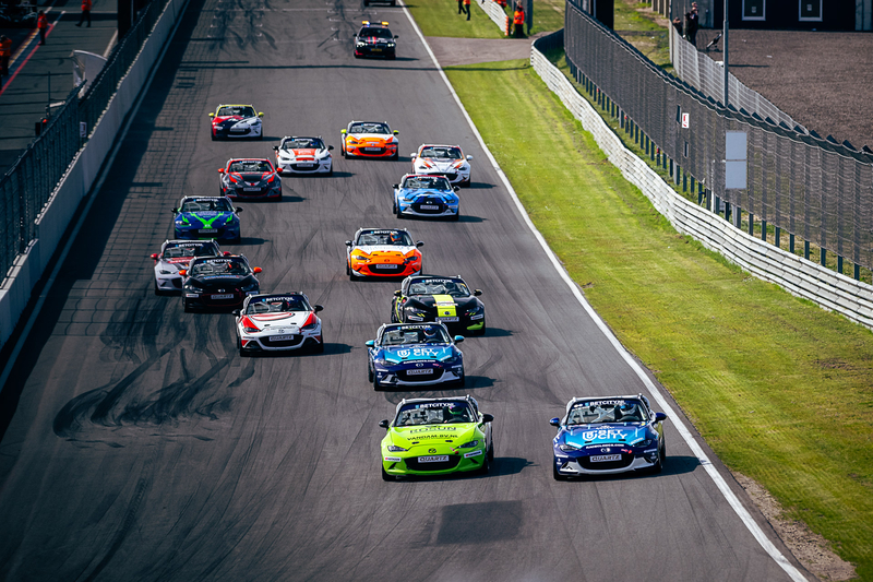 DAAN DE GRAAFF - Mazda MX-5 - Tachyon / Mazda MX-5 Cup - TIMO DE GRAAFF - Mazda MX-5 - Tachyon / Mazda MX-5 Cup - MARCEL DEKKER - Mazda MX-5 - Dekker Racing / Mazda MX-5 Cup -LEON VAN VERSEVELD - Mazda MX-5 - Dekker Racing / Mazda MX-5 Cup - ANDRAS KIRALY- Mazda MX-5 - IL Motorsport / Mazda MX-5 Cup - LARS VAN T VEER - Mazda MX-5 - Wiseman Racing by NFR Motorsports /  Mazda MX-5 Cup - MAIKEL SCHILDERS- Mazda MX-5 - IL Motorsport / Mazda MX-5 Cup - WOUTER JANSEN - Mazda MX-5 - WJ Racing powered by Fontys / Mazda MX-5 Cup -JORDY VAN DER EIJK - Mazda MX-5 - Ferry Monster Autosport / Mazda MX-5 Cup - DELANO DE KETELE - Mazda MX-5 - Polyparts Rent / Mazda MX-5 Cup - Voorjaarsraces at CM circuit Zandvoort, Zandvoort, The Netherlands, April, 14, 2024, Photo: Rob Eric BlankVoorjaarsraces at CM circuit Zandvoort, Zandvoort, The Netherlands, April, 14, 2024, Photo: Rob Eric Blank