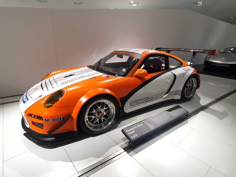 Porsche 51