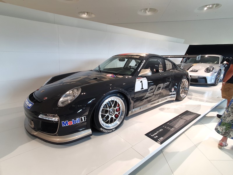 Porsche 73