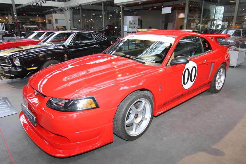 2000 Ford Mustang SVT Cobra R