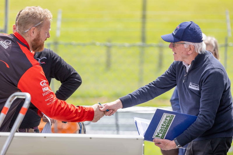Groeten Brands Hatch 20