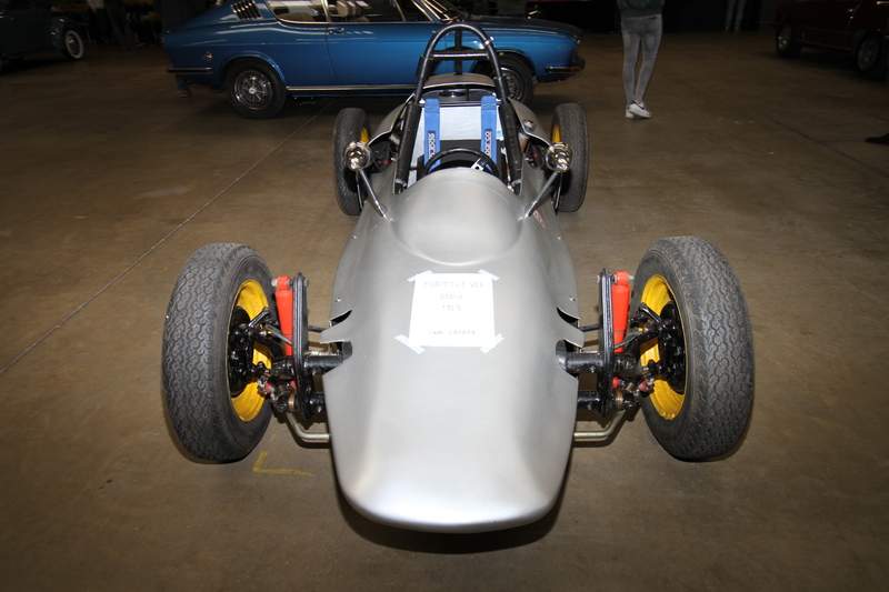 2025 Rear Grac F Vee