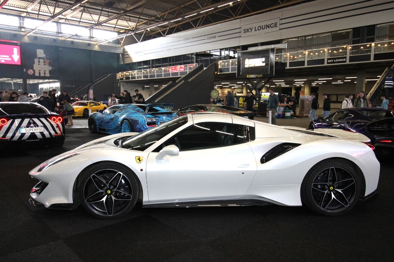 2025 Ferrai 296