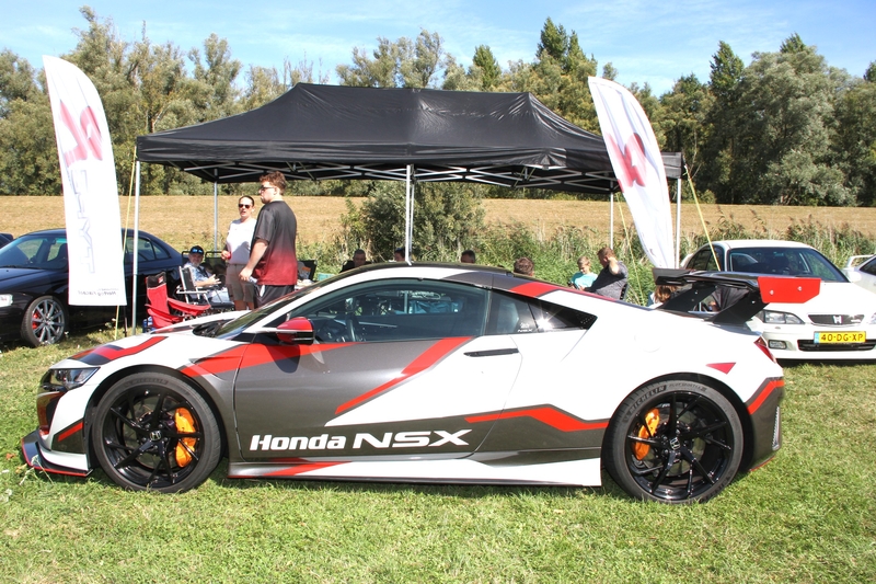 2025 Honda NSX GT3 32