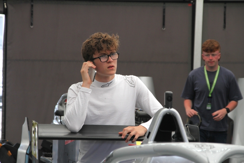 Caterham 19