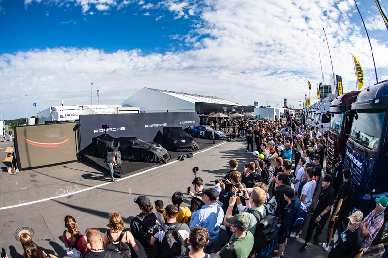 250808 Presentatie Porsche 1