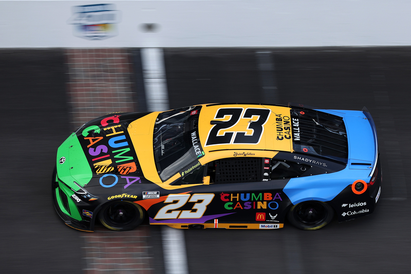 2025 Bubba Wallace actie