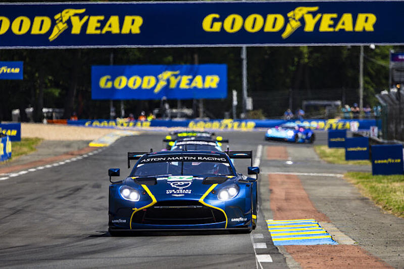 27 JAMES Ian (usa), DRUDI Mattia (ita), ROBICHON Zacharie (can), Heart of Racing Team, Aston Martin Vantage AMR LMGT3, #27, action during the Free Practice and Qualifying session of the 24 Hours of Le Mans 2025, 4th round of the 2025 FIA World Endurance Championship, from June 11 to 12, 2025 on the Circuit des 24 Heures du Mans in Le Mans, France - Photo Julien Delfosse / DPPI