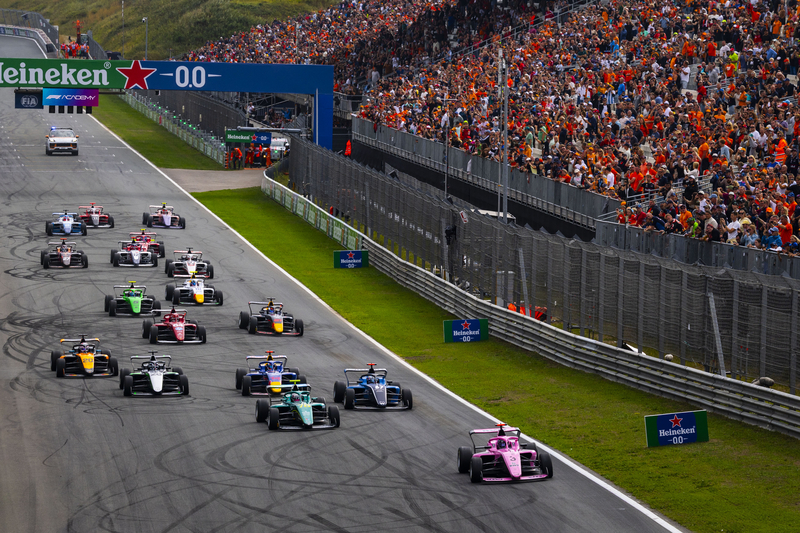 Zandvoort (NLD) AUG 29-31 2025 - F1 Academy at Circuit Zandvoort. Start race 1. © 2025 Dutch Photo Agency.
