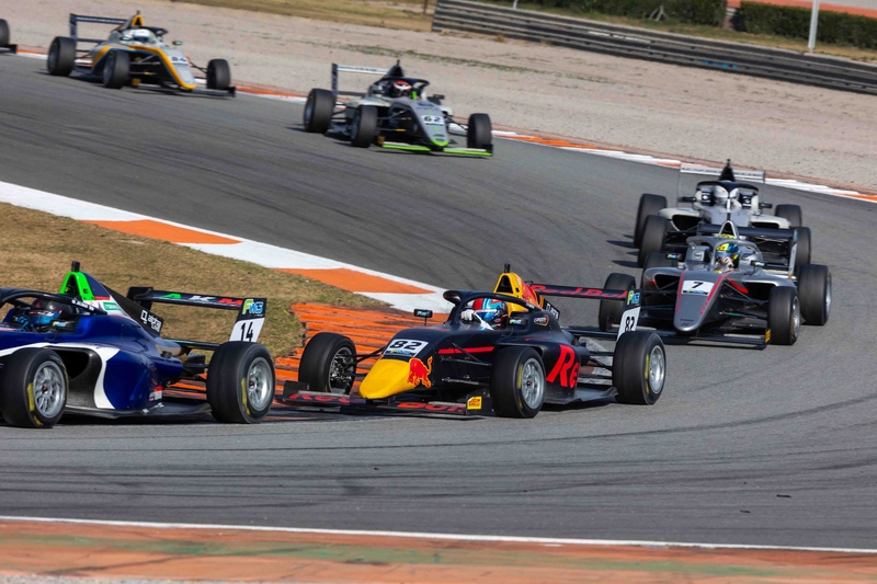 Valencia F4 55