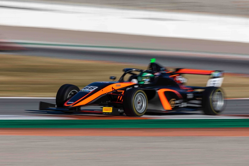 Valencia F4 59