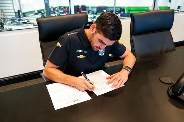 Rinus VeeKay tekent als kopman bij Juncos Hollinger Racing Rinus VeeKay tekent als kopman bij Juncos Hollinger Racing