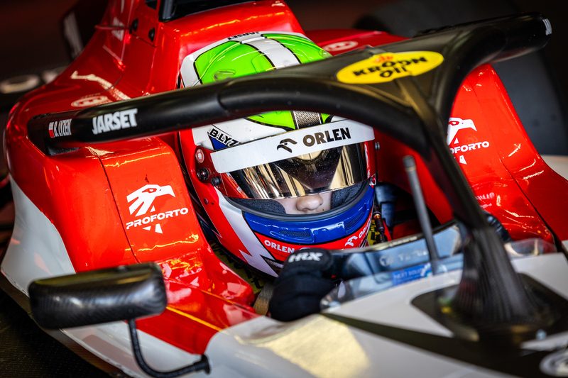 Alcaniz (ESP), MAR 13 - 15, 2026 - Round 3 Spanish Winter Championship at Circuit Motorland Aragon, Spain. Borys LYZEN #21 KCL by MP Motorsport. © 2026 Dutch Photo Agency.