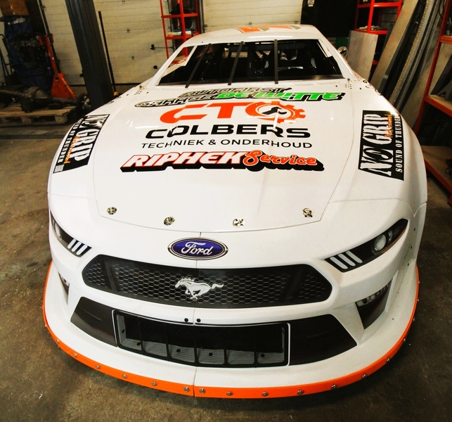 2026 Front Mustang 2