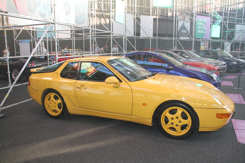 2025 1995 Porsche 928 CS