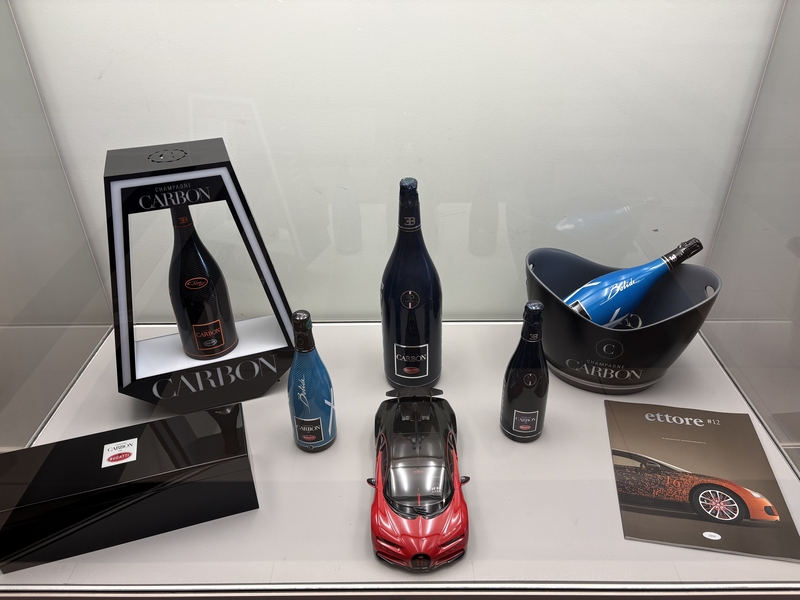 Vitrine 2