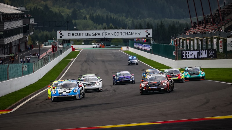 Red Camel-Jordans.nl wint derde editie Michelin 992 Endurance Cup, klassezege en tweede plaats algemeen Paul Meijer en teamgenoten